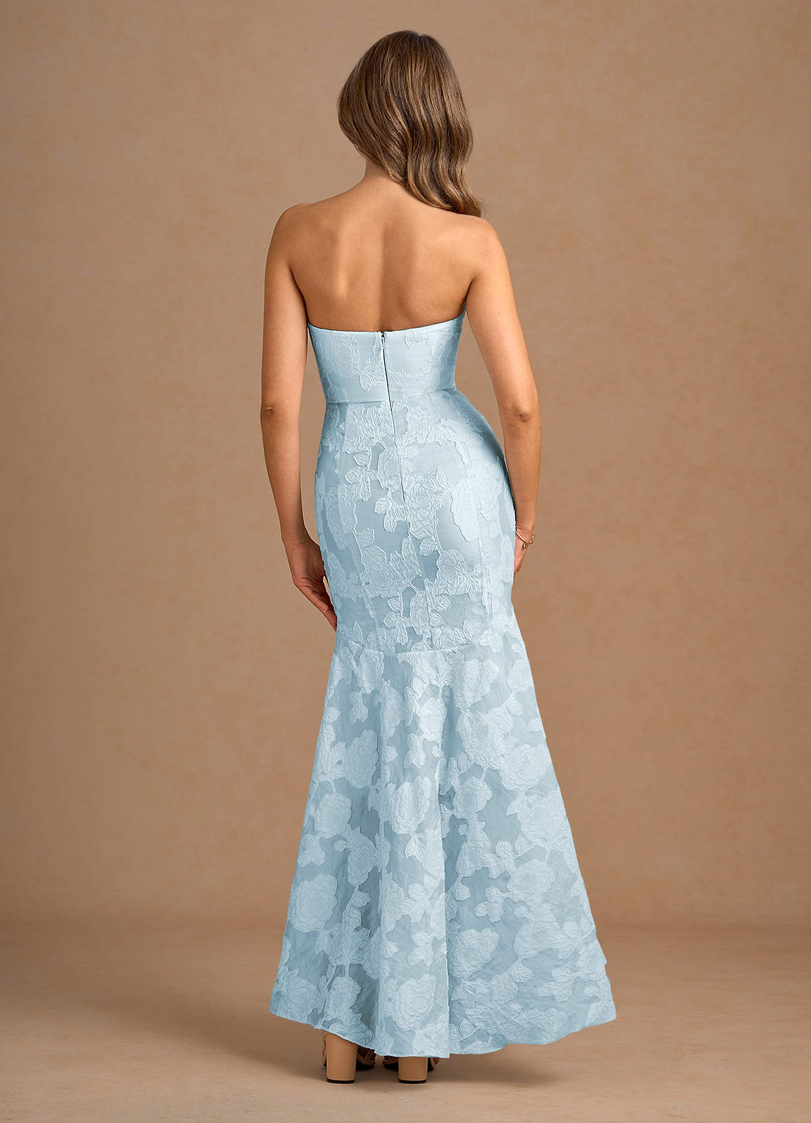 AVINA-AZ48069632-Final sale