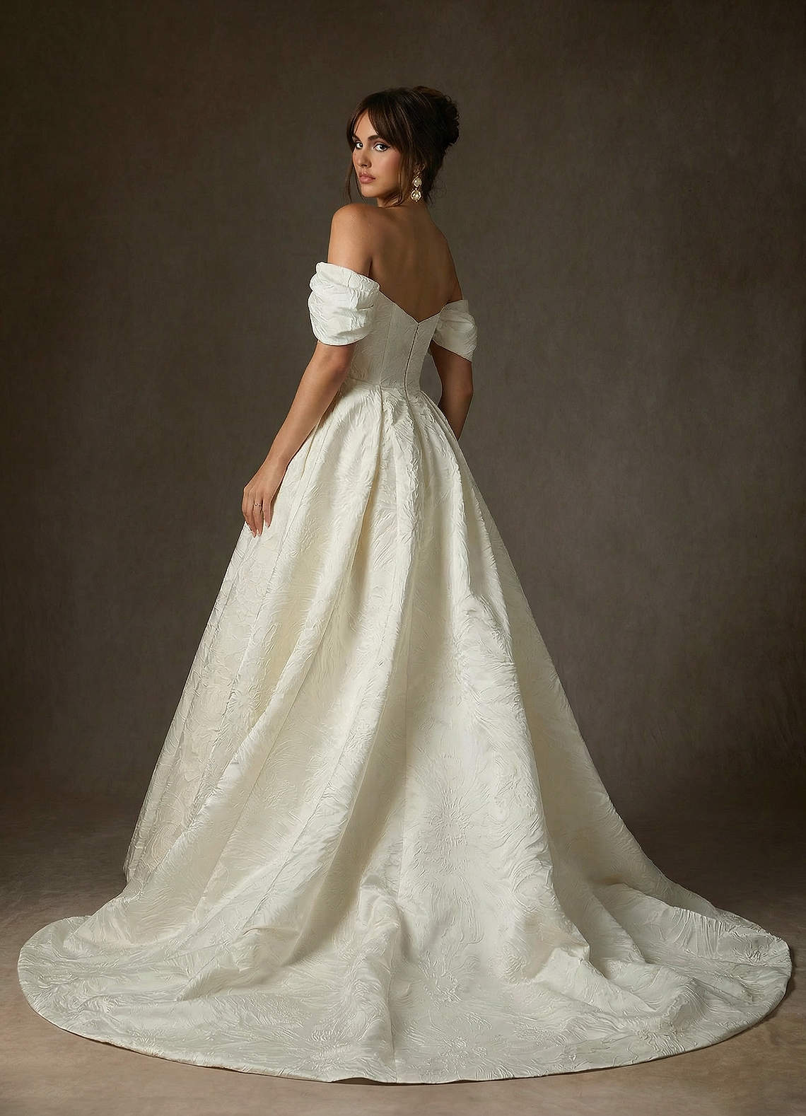 Efina-AZ89241614-Final sale